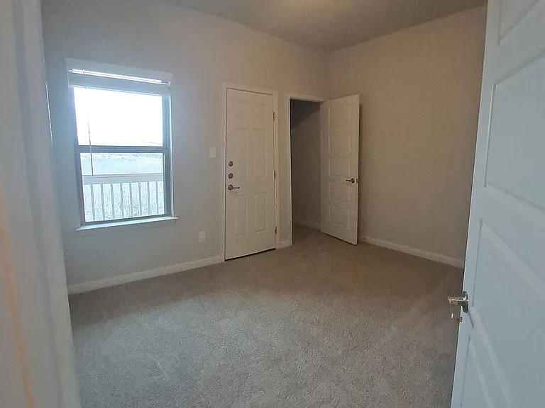 7134 Magnolia Crk #201 — Photo 40
