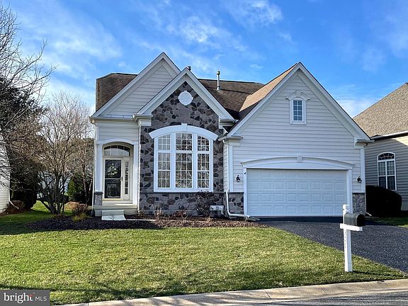 2nd image of 307 Aster Cir