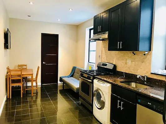 Rented by Charles Coutinho LLC | media 23