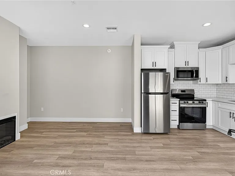 8414 Burnet Ave — Photo 1