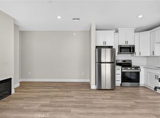 8414 Burnet Ave, North Hills, CA 91343