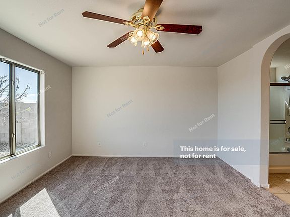 4th image of 3943 E Lambeth Pl