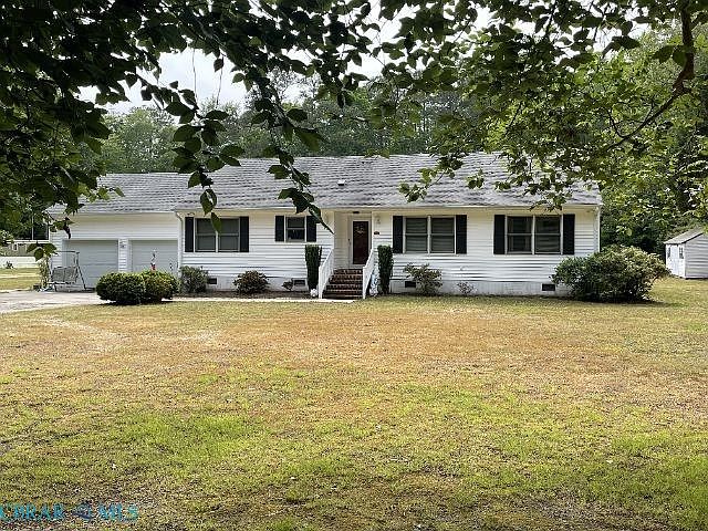 1st image of 247 Chapel Ln