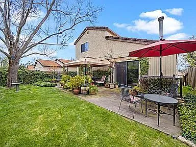 874 Tanglewood Dr — Photo 8
