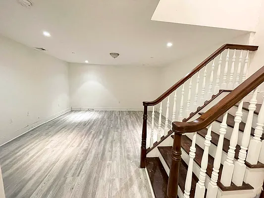 Rented by Bruma Realty LLC | media 22