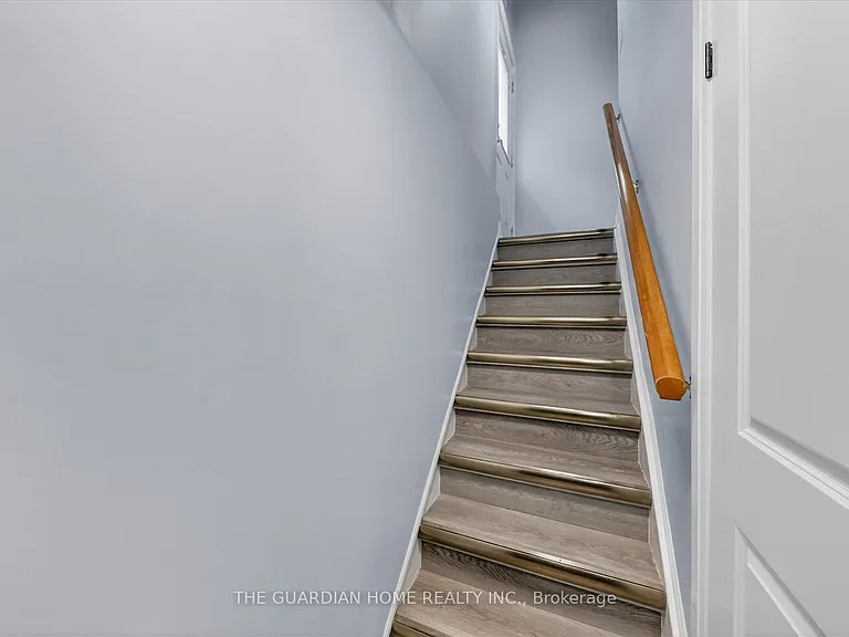 64 Gatineau St #BASEMENT — Photo 3