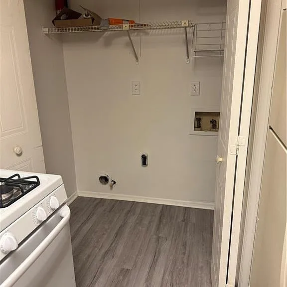 701 Miller Ct #701 — Photo 4