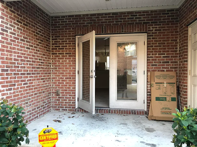 1521 Fieldview Dr — Photo 14
