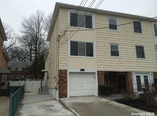 208-40 15th Dr FLOOR 1, Bayside, NY 11360