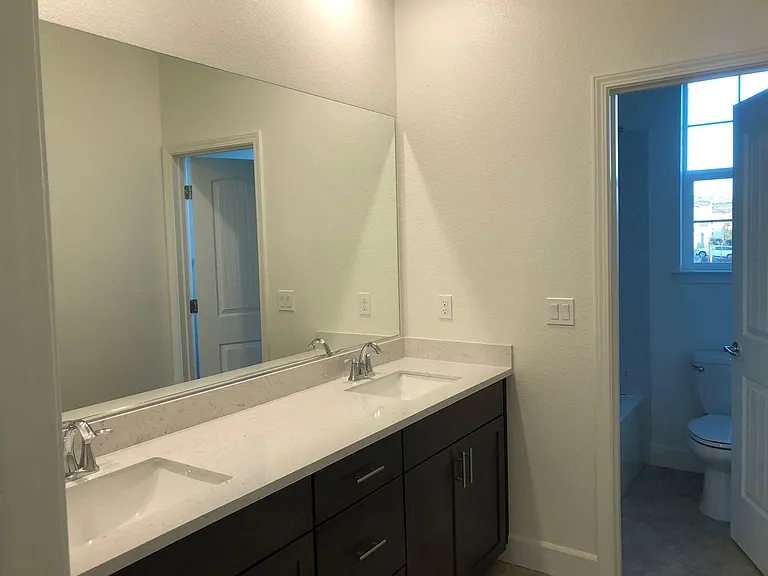 3233 Sherman Way — Photo 22