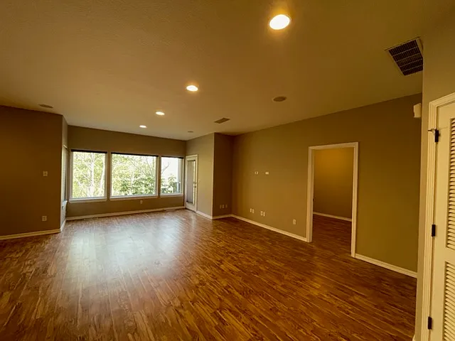13543 SW Lauren Ln — Photo 36