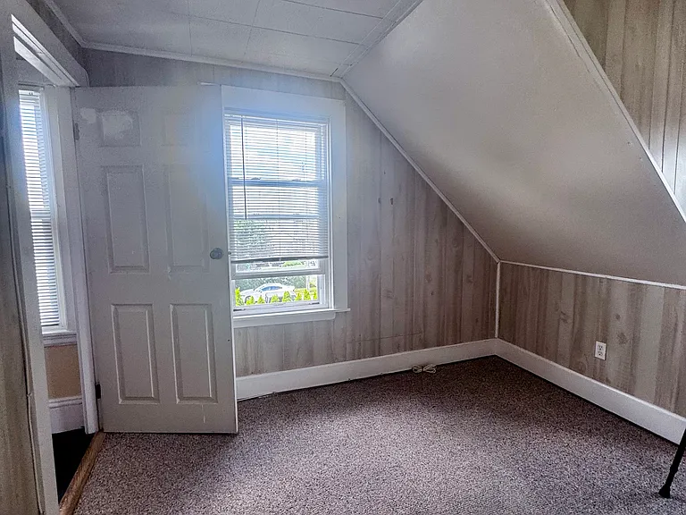 54 Stephen St #3 — Photo 8