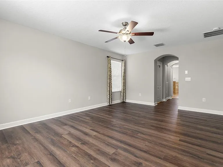 20405 Autumn Fern Ave — Photo 32