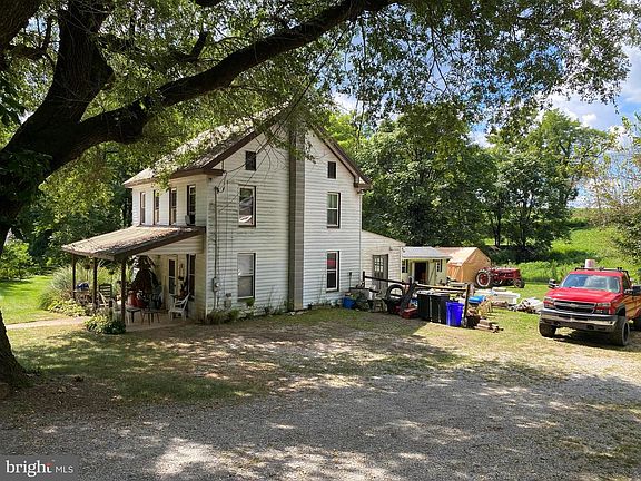 2nd image of 10400 Enfield Rd