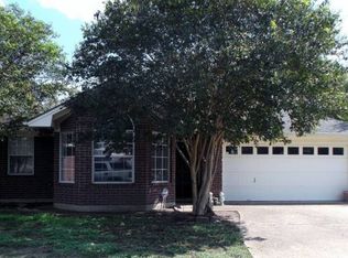 1302 Bayou Woods Dr, College Station, TX 77840