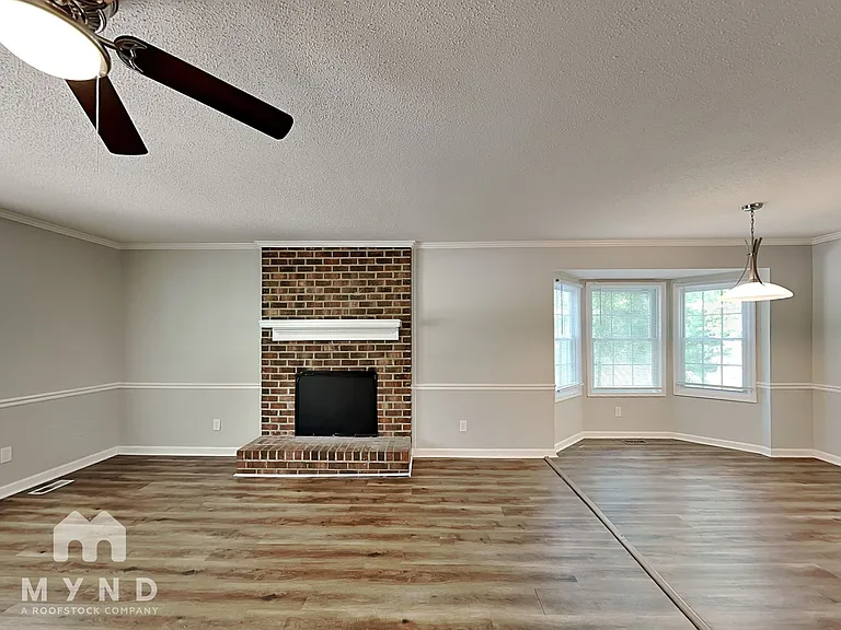 213 Cedar Ct — Photo 11