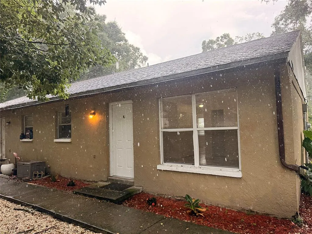 2 bed, 1.0 bath, 884 sqft, $1,550 — Photo 3