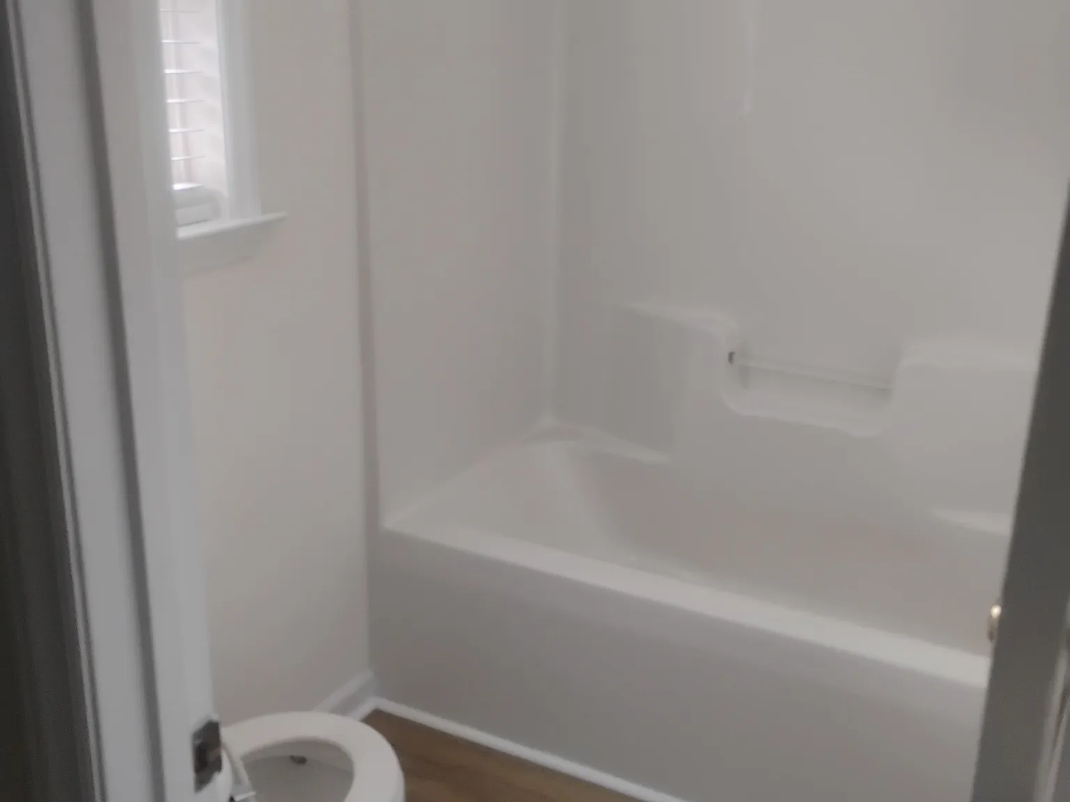 3 bed, 1250 sqft, $1,750 — Photo 2