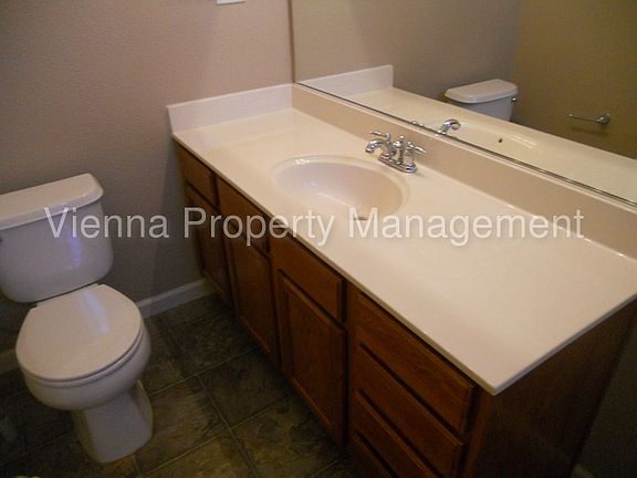 4th image of 2010 Sierra View Cir Unit 1