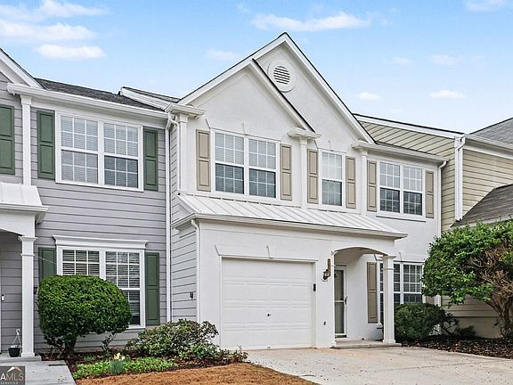 3rd image of 3142 Commonwealth Way