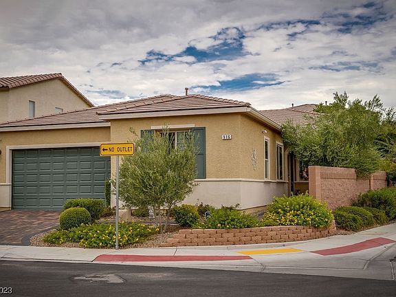 2nd image of 916 Pine Vista Ct