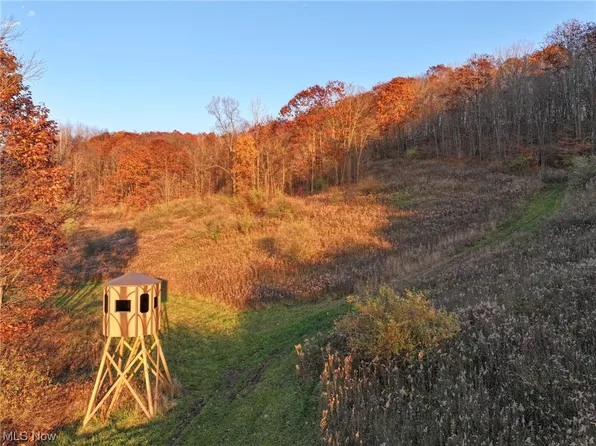 Edwards Ridge Rd, Uhrichsville, OH 44683