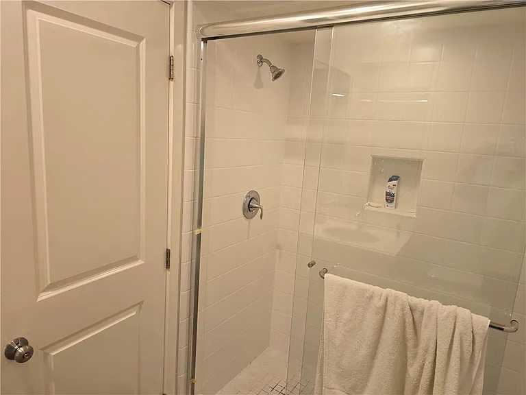 60 Bay Laurel — Photo 17