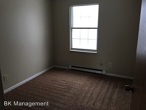 1st image of 301 Mill St APT 1