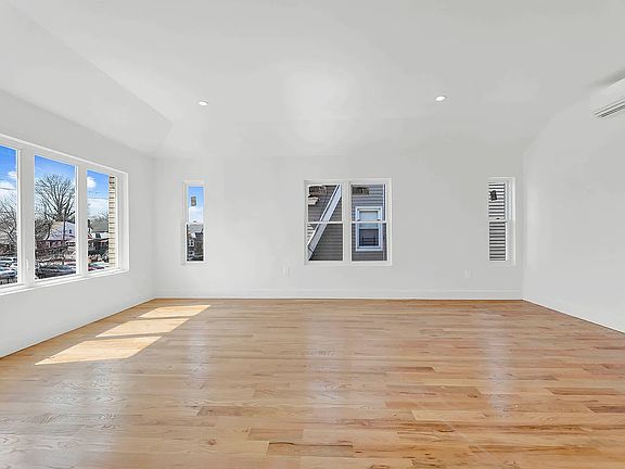 2nd image of 20611 100th Ave