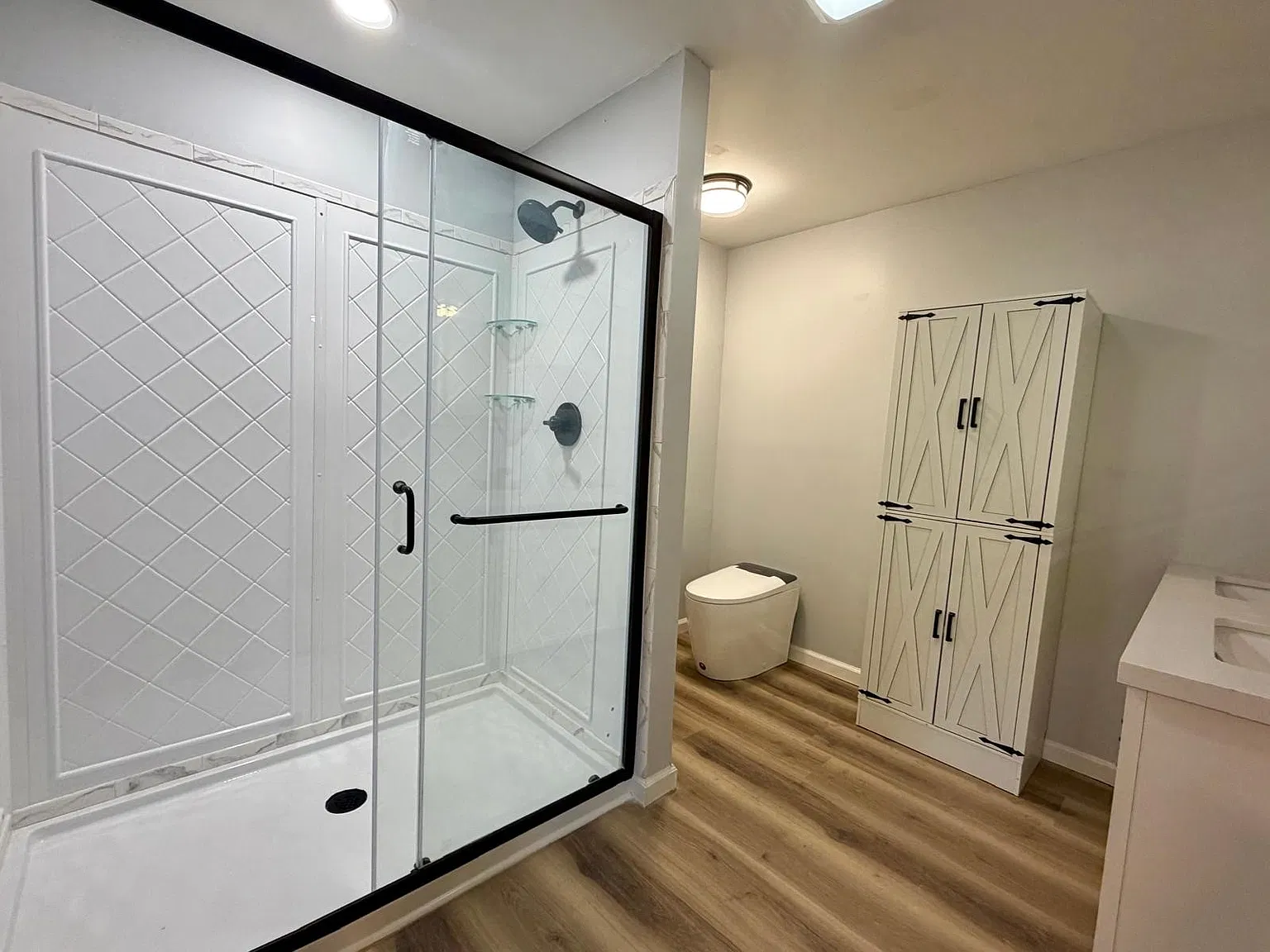 1 bed, 900 sqft, $1,150 — Photo 2