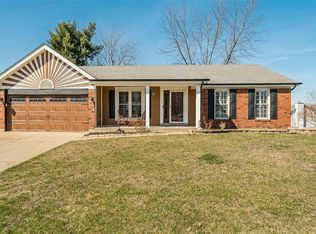2 Larchmont Ct, Saint Peters, MO 63376