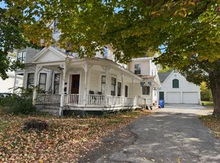 225 S Main St #B, Saint Albans, VT 05478