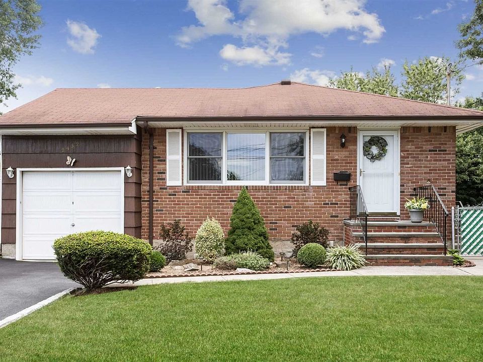 1st image of 2439 Spruce St
