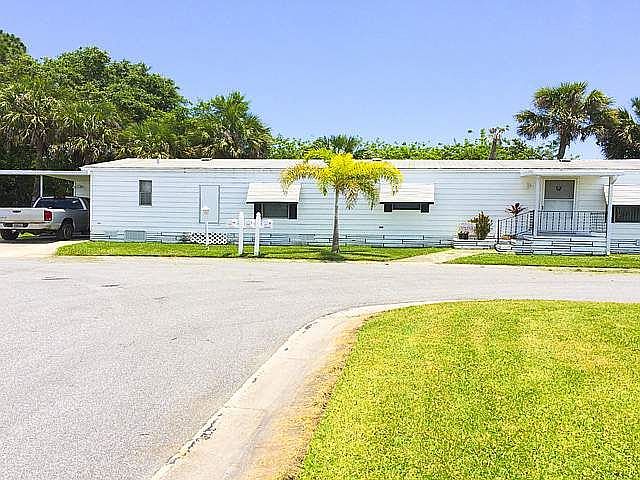 1st image of 326 Wentworth Ct