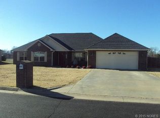1001 Mattox Ln, Sallisaw, OK 74955