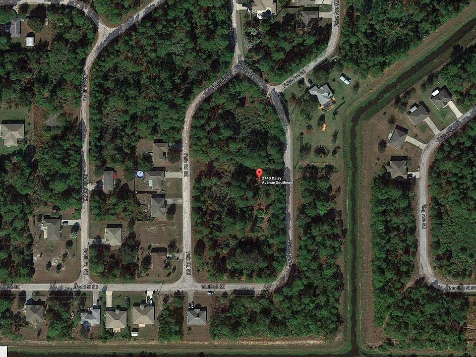 2nd image of 2740 Daisy Ave SE