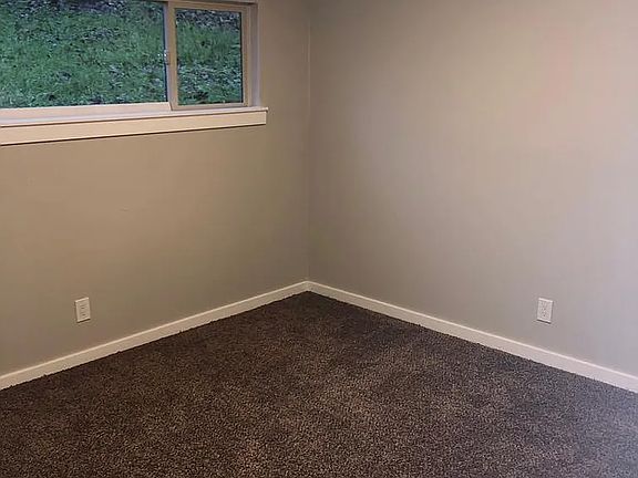 5th image of 10025 Des Moines Memorial Dr S #3