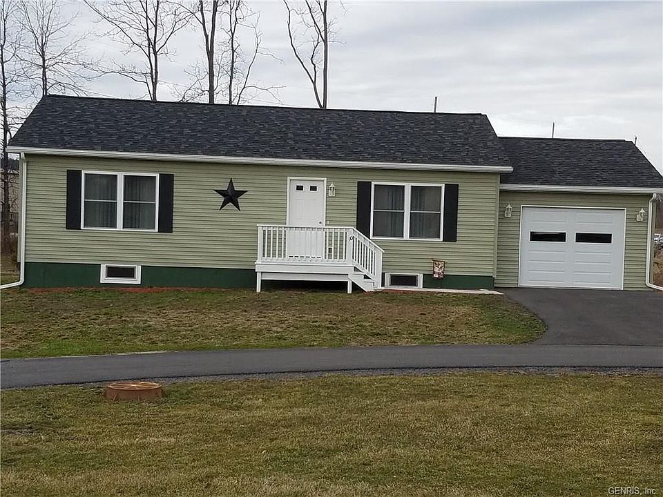 1st image of 10 Spruce Acres