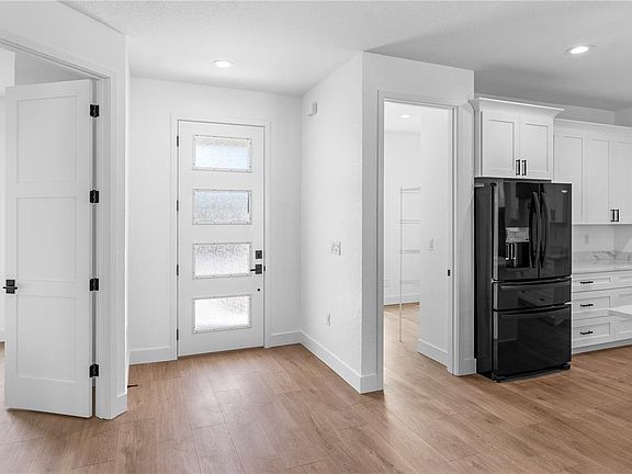 5th image of 8090 Nordica Rd