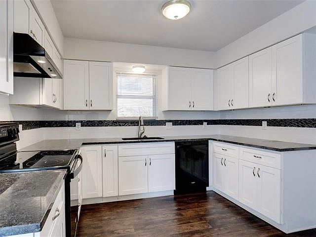 1st image of 8408 Brookview Dr