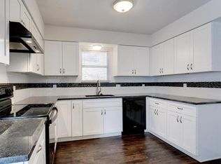 8408 Brookview Dr, North Richland Hills, TX 76182