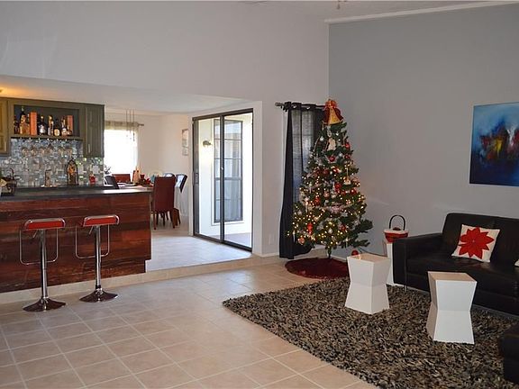 4th image of 10634 Black Walnut Dr