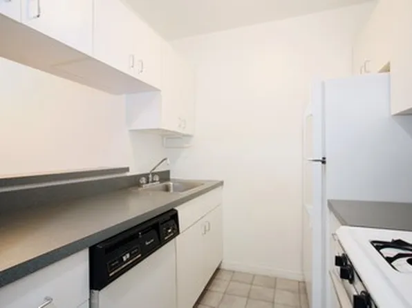 350 West 14th Street image 1 of 6