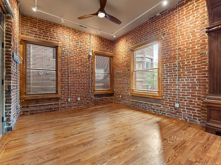1128 N Grant St #100 — Photo 8