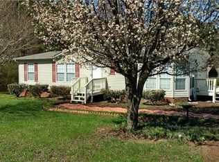 5260 Sherrills Ford Rd, Catawba, NC 28609