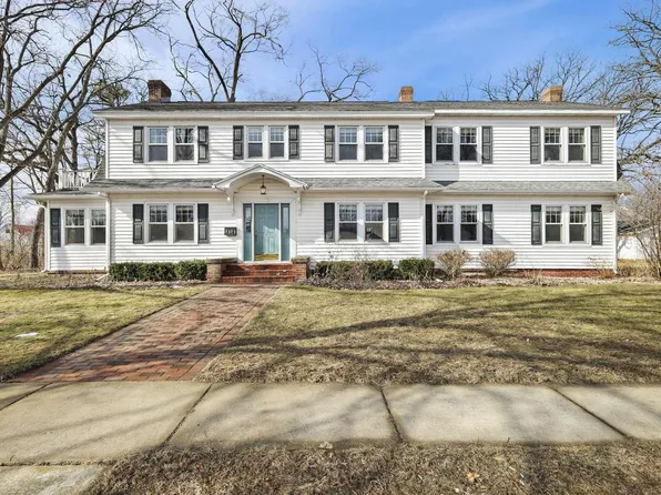 155 Prairie Avenue, Prairie Du Sac, WI 53578