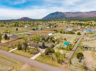 8710 Marys Dr, Flagstaff, AZ 86004