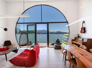 23 Gate 6 1/2 Rd, Sausalito, CA 94965