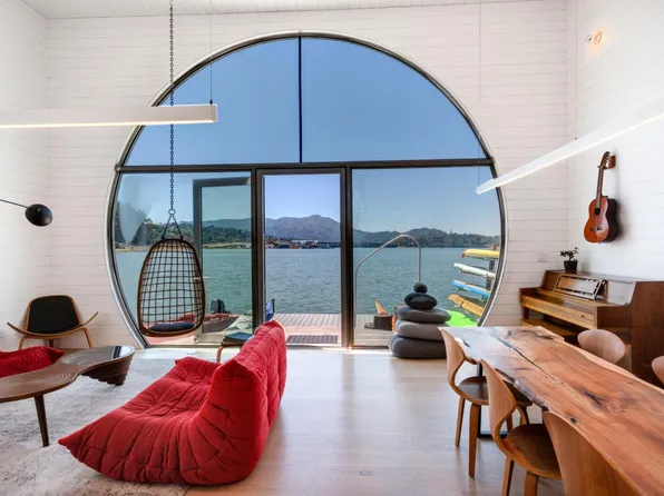 23 Gate 6 1/2 Rd, Sausalito, CA 94965