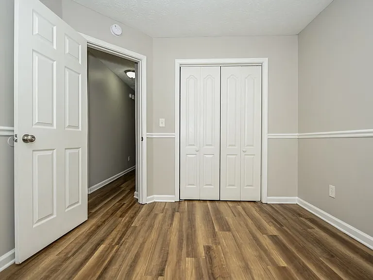 337 Autumn Lake Dr — Photo 15